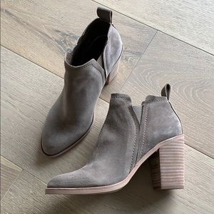 dolce vita simone booties